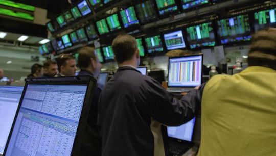 Traders shutterstock_258183602.jpg 5