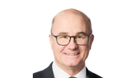 Andrew Hamilton -.png
